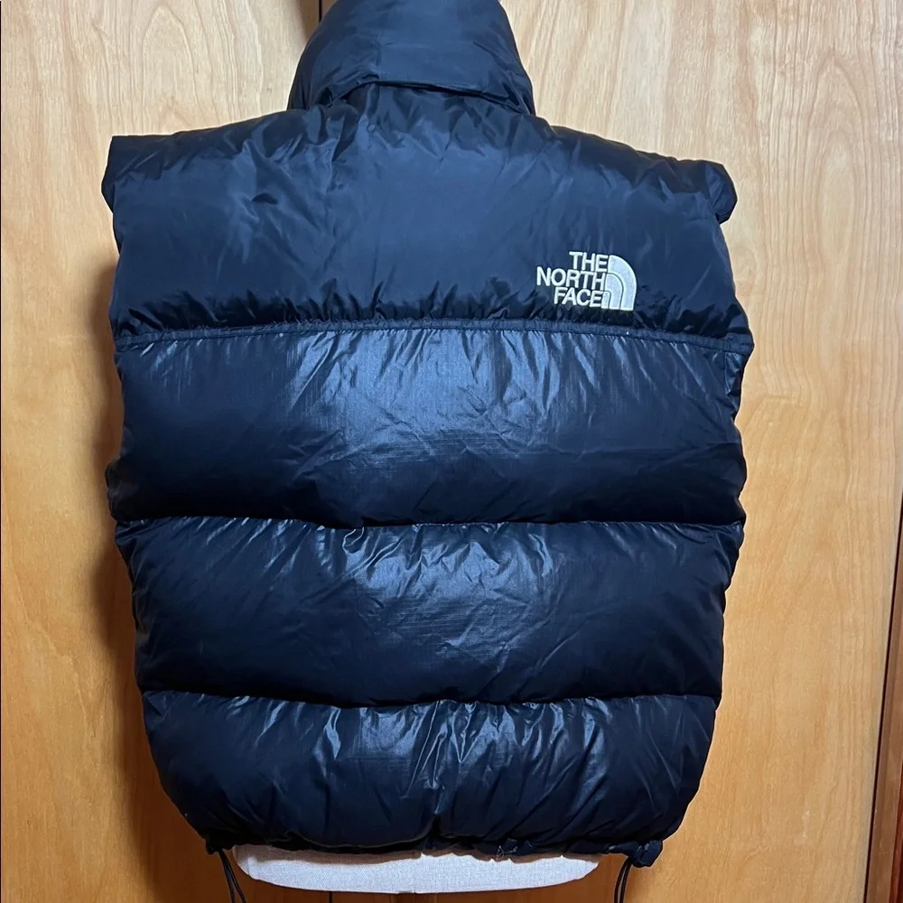 The North Face Puffer Vest - Picture 11 of 13
